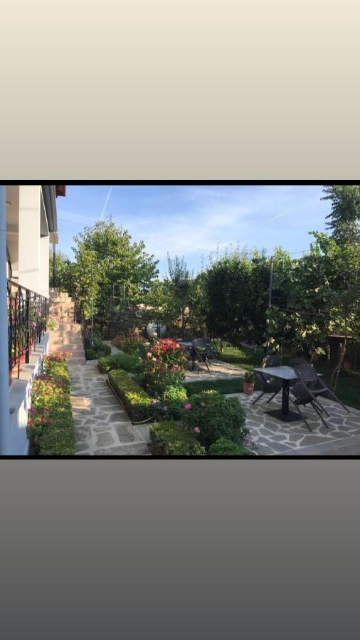 Garden Guest House Përmet エクステリア 写真