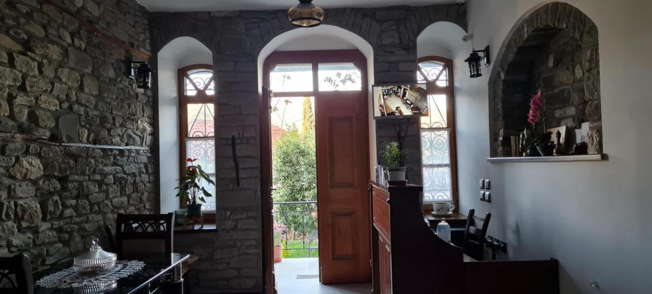 Garden Guest House Përmet エクステリア 写真